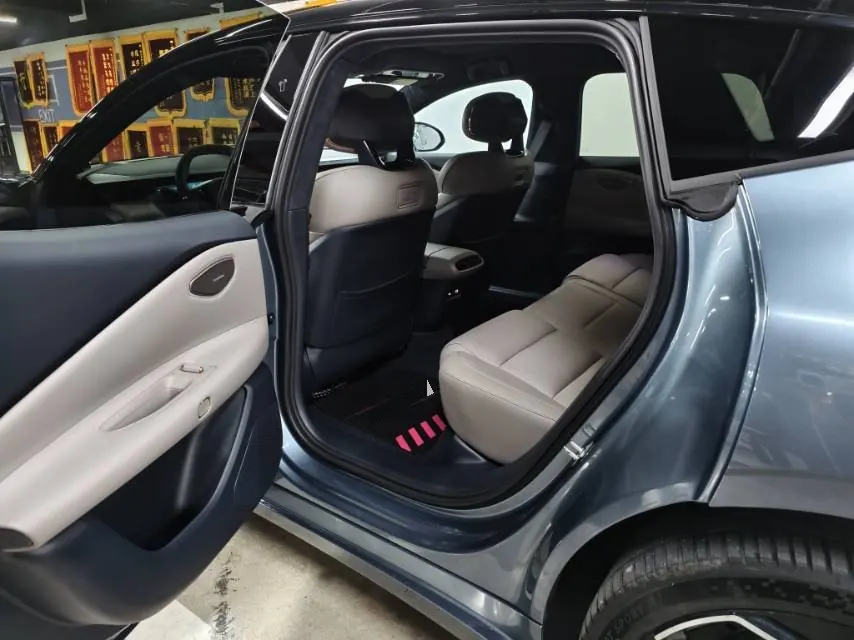 LYNK&amp;CO 2024 LYNK&amp;CO Z10 95kWh 702km four-wheel drive intelligent driving Ultra automatic gear 5