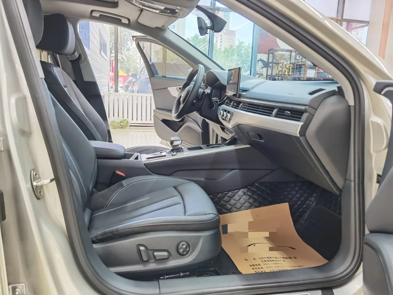 Audi 2020 A4L 2.0TFSI 40TFSI Fashion Elegant Automatic 5