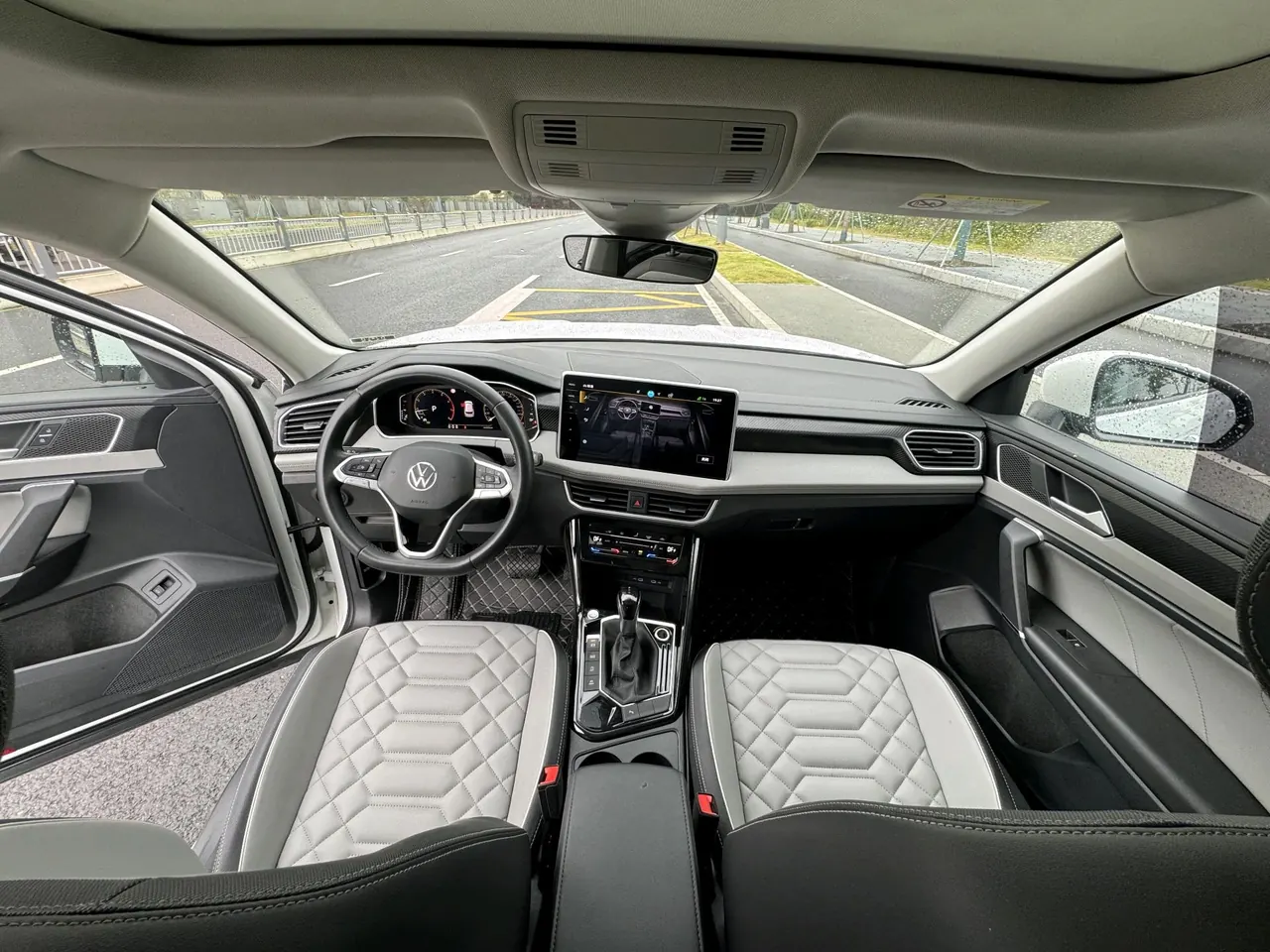 Volkswagen 2023 Tanyue 2.0TSI 330TSI Two-Drive Luxury Plus Advanced Edition Automatic Gear 7