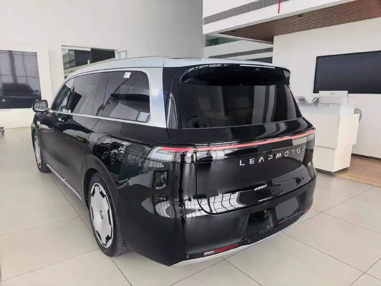 Leapmotor 2026 D 19 720 Zhizun Edition 7-seat Automatic Gear 6