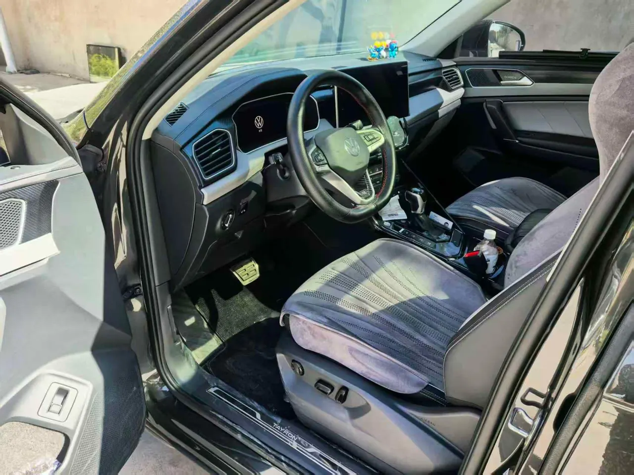 Volkswagen 2023 Tanyue 2.0TSI 330TSI Two-Drive Luxury Plus Advanced Edition Automatic Gear 3