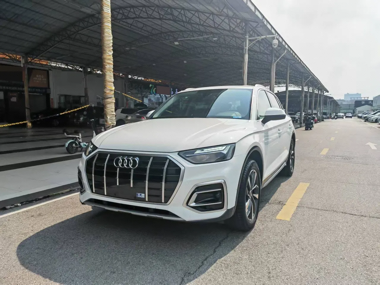 Open image lightbox: Audi 2022 Q5L 2.0TFSI 40TFSI Deluxe Elegant Automatic