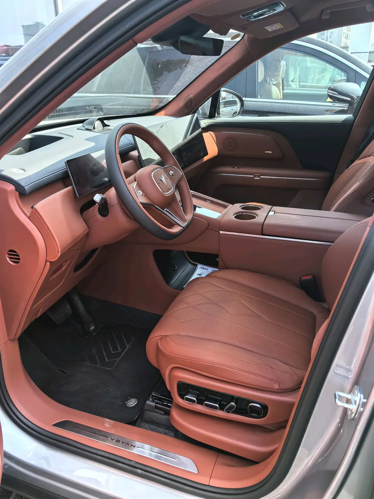 Voyah 2026 Taishan X8 EV ULTRA automatic gear 6