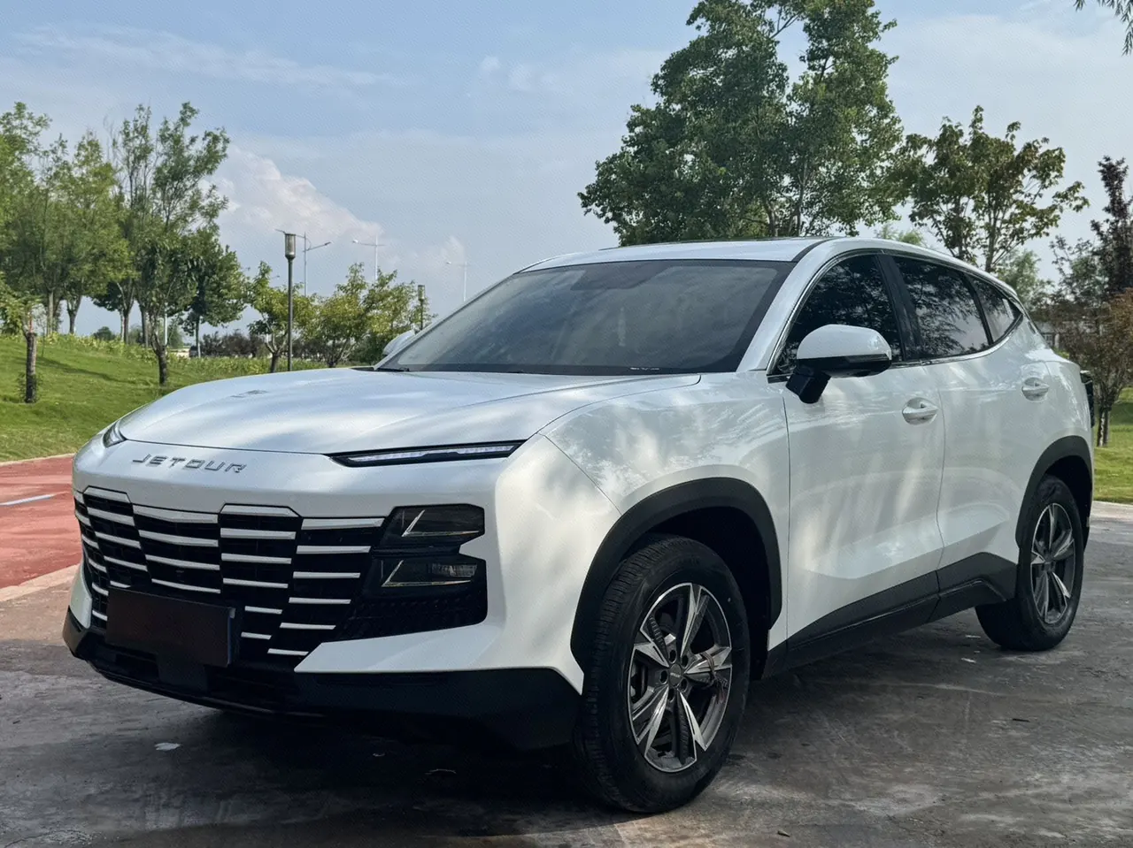 Открыть галерею: Jetour 2023 Dasheng 1.5T Xingyao PRO automatic gear