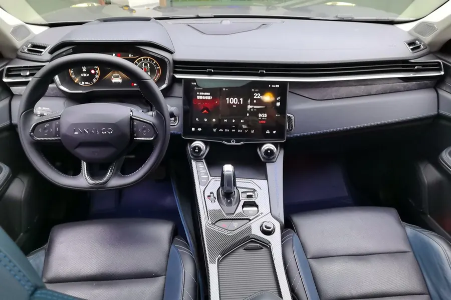 LYNK&amp;CO 2020 LYNK&amp;CO 05 2.0TD Two-wheel Drive Halo Automatic Gear 4