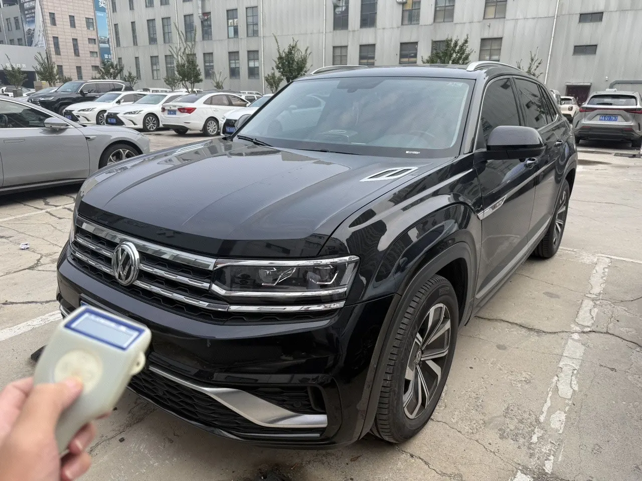 Открыть галерею: Volkswagen 2020 Tuang X 2.0TSI 380TSI Four-wheel Drive Deluxe Edition Automatic Gear
