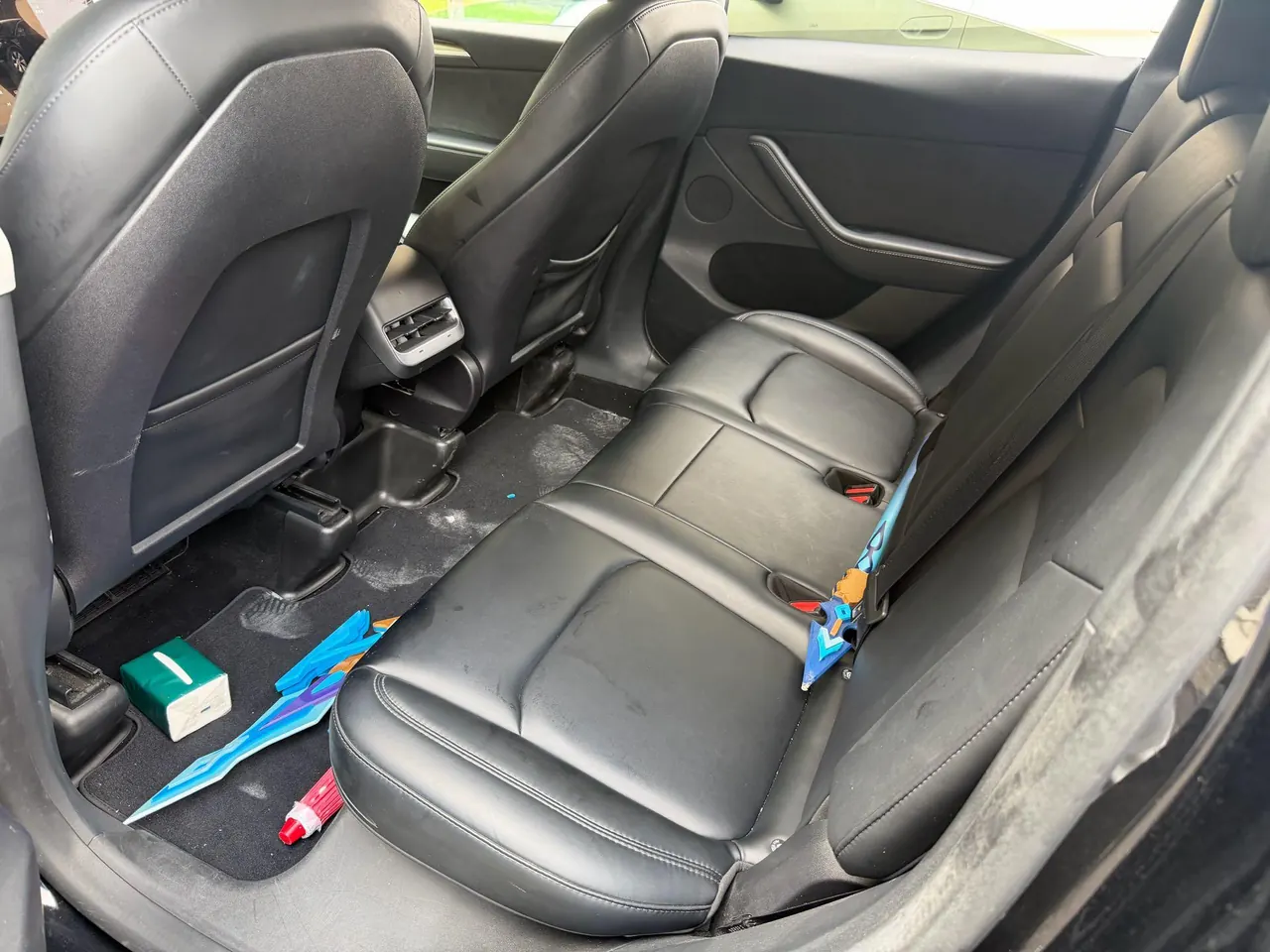 Tesla 2022 Model Y rear-wheel drive version (facelift) automatic gear 4