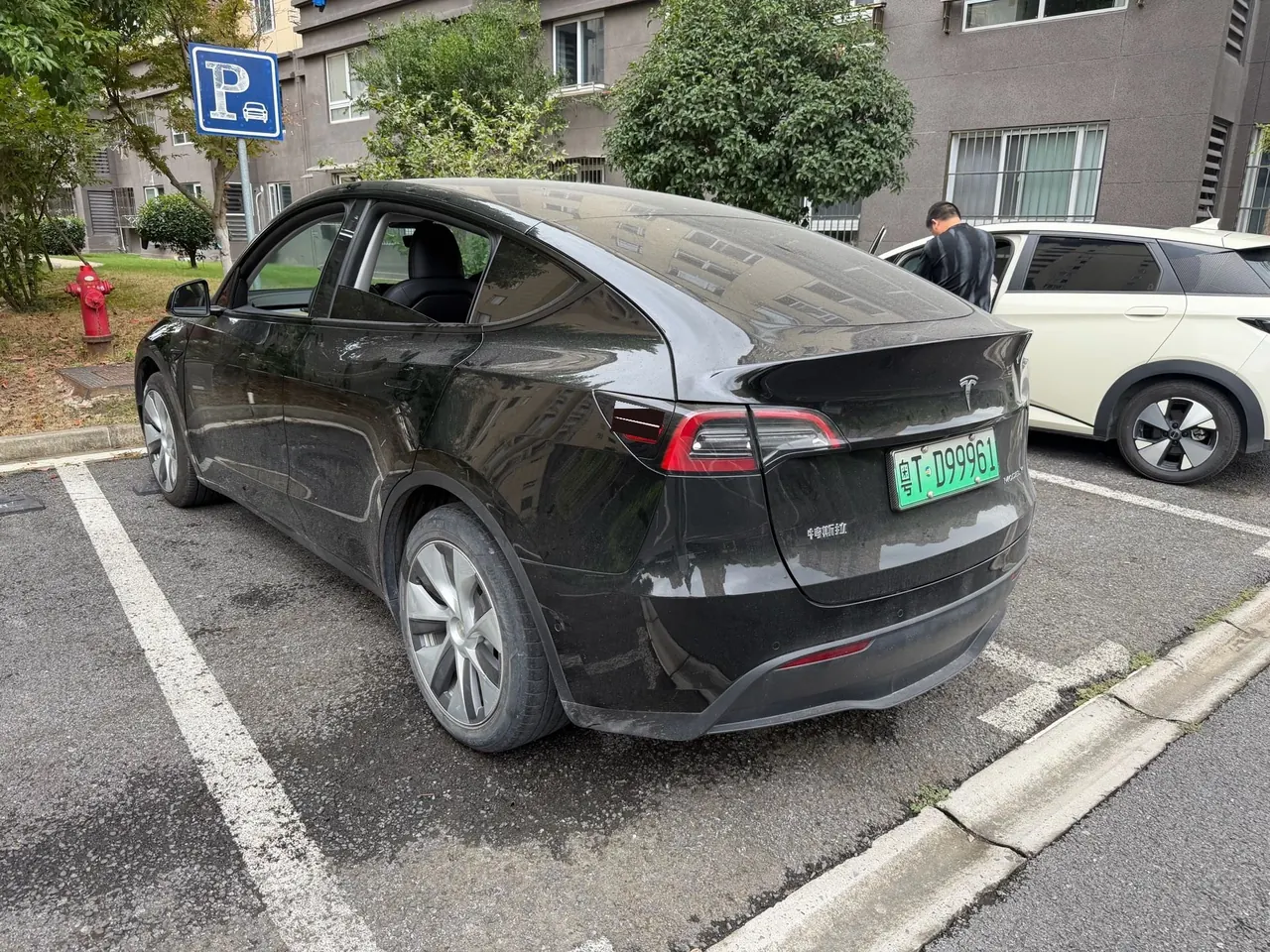 Tesla 2022 Model Y rear-wheel drive version (facelift) automatic gear 6