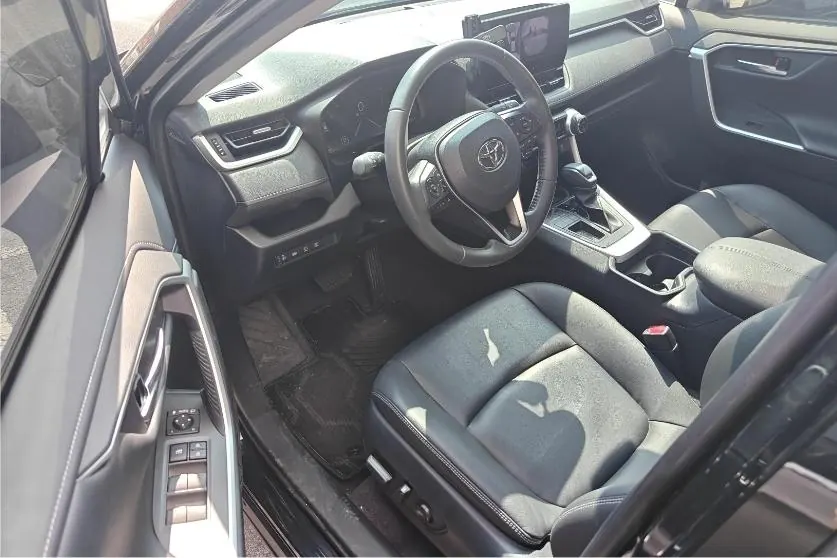 Toyota 2023 RAV4 Rongbo 2.0 Stepless Two-Drive Fashion Plus Edition Automatic Gear 3