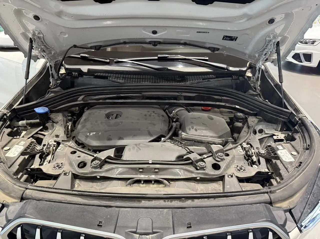 BMW 2023 X1 sDrive20Li 1.5T X Design Package Automatic Transmission 18