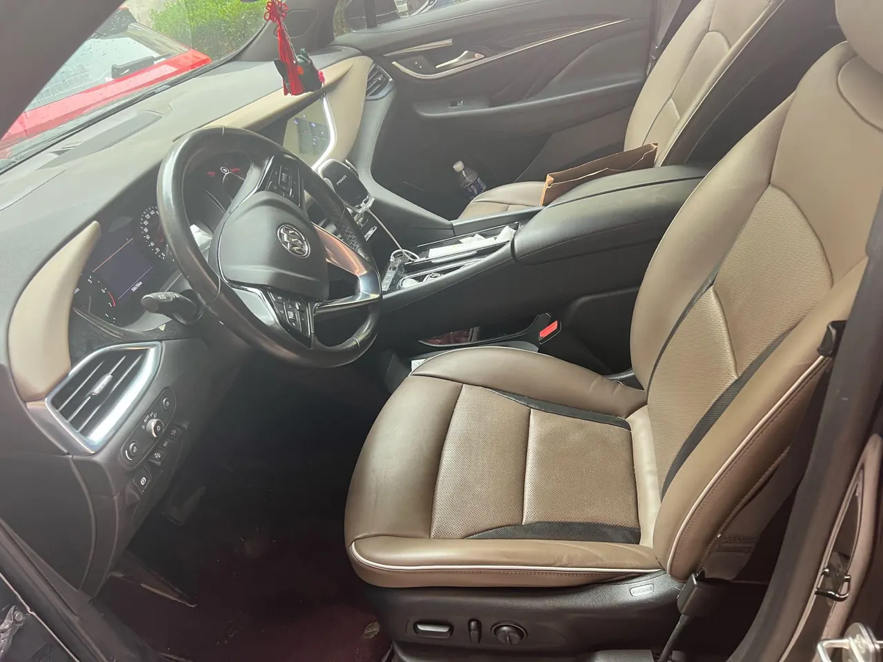 Buick 2022 Angke Flag 48V 2.0T 652T Four-wheel Drive Enjoy Flagship Automatic Gear 4