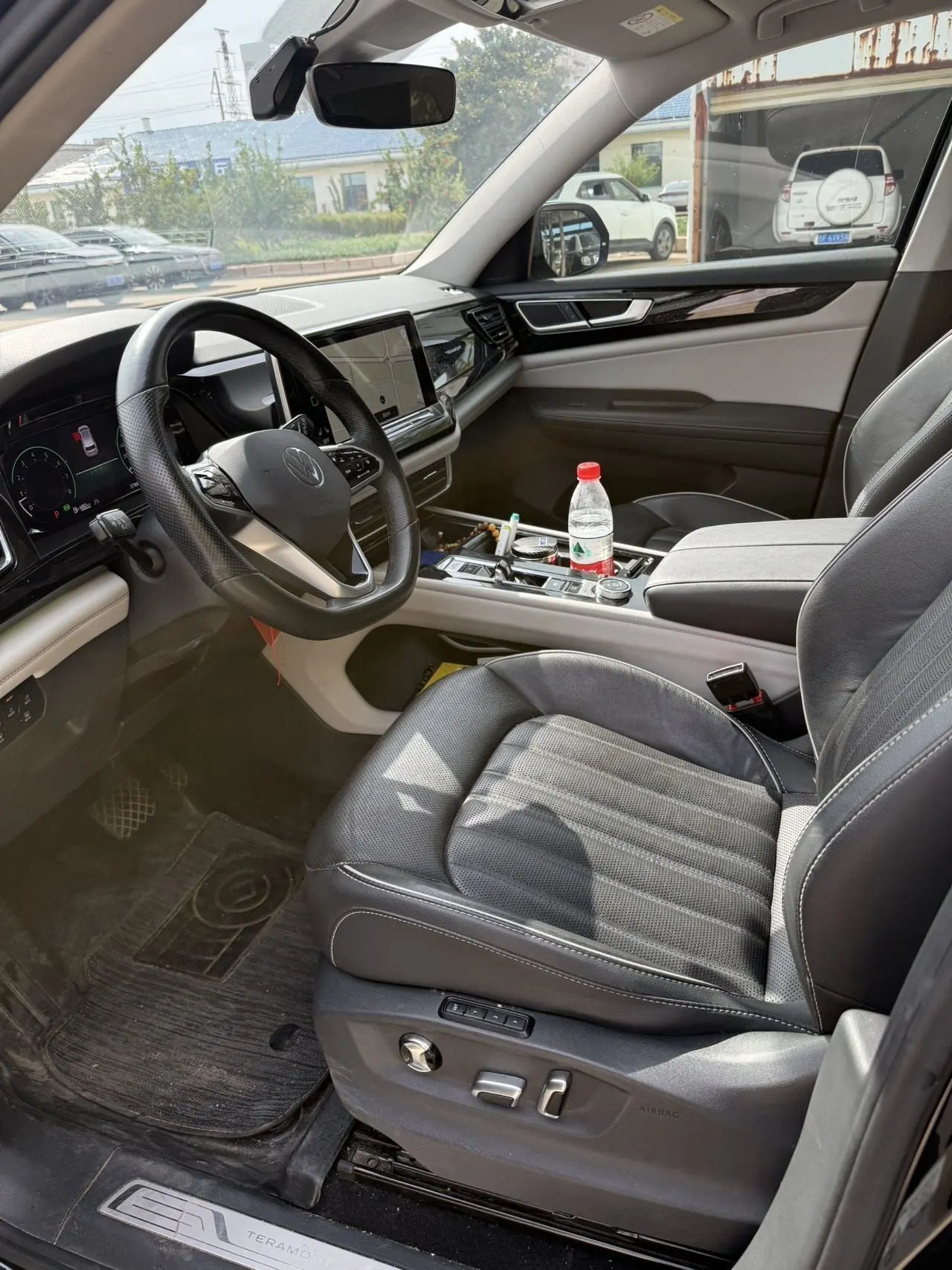 Volkswagen 2022 Tuang 2.0TSI 380TSI Four-wheel Drive Deluxe Edition Automatic Gear 4