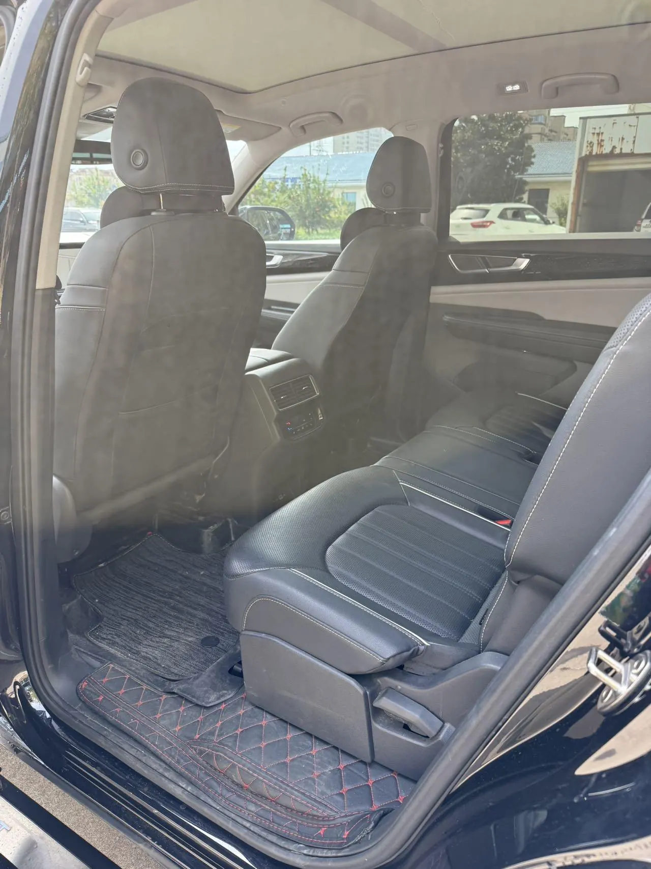 Volkswagen 2022 Tuang 2.0TSI 380TSI Four-wheel Drive Deluxe Edition Automatic Gear 5