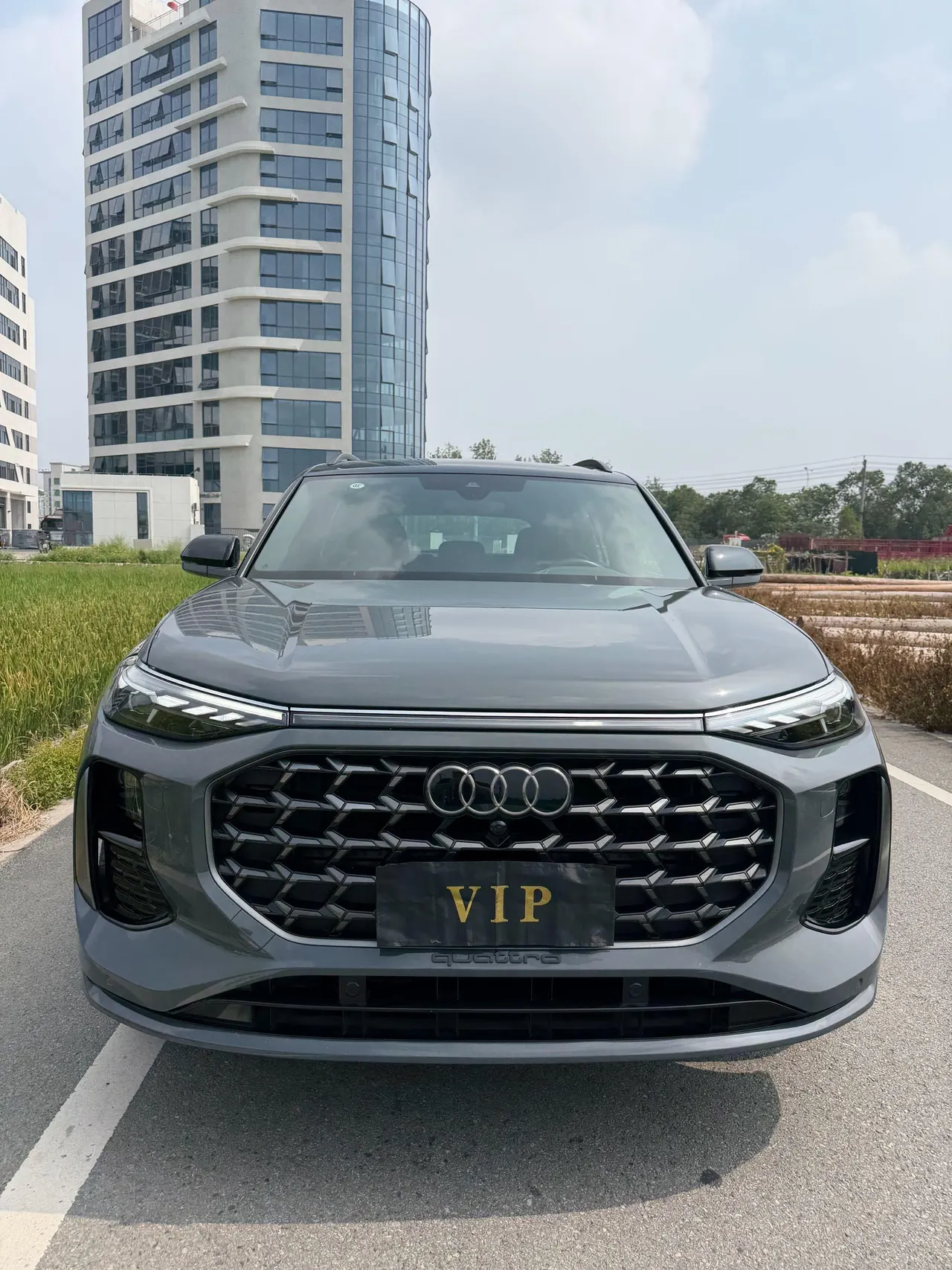Audi 2024 Q6 2.0TFSI 40TFSI Quattro Cloud View Flying Kit 7-seat Automatic Gear 2