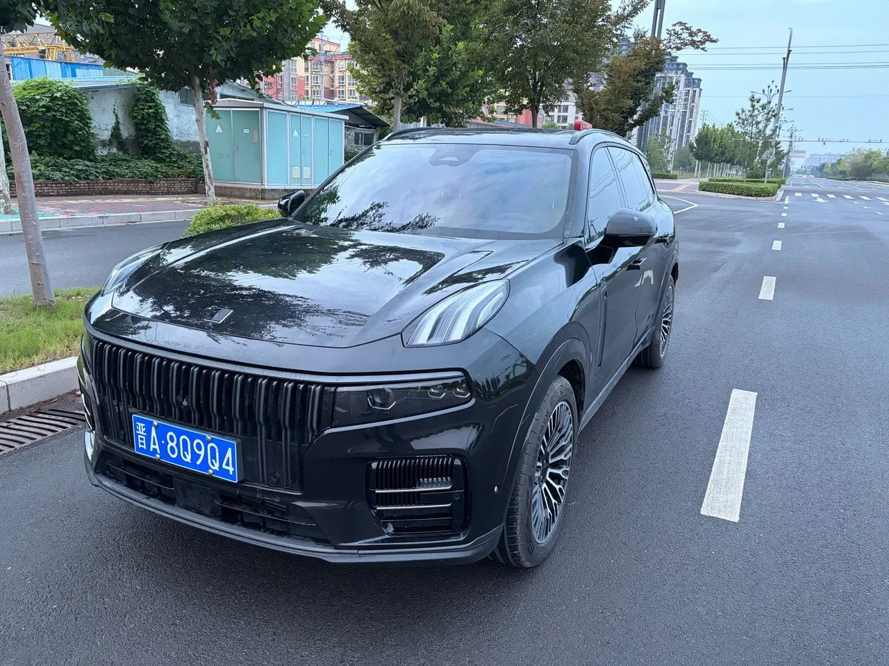 LYNK&amp;CO 2026 LYNK&amp;CO 09 MHEV 2.0T four-wheel drive exploration version Ultra automatic gear - View 1