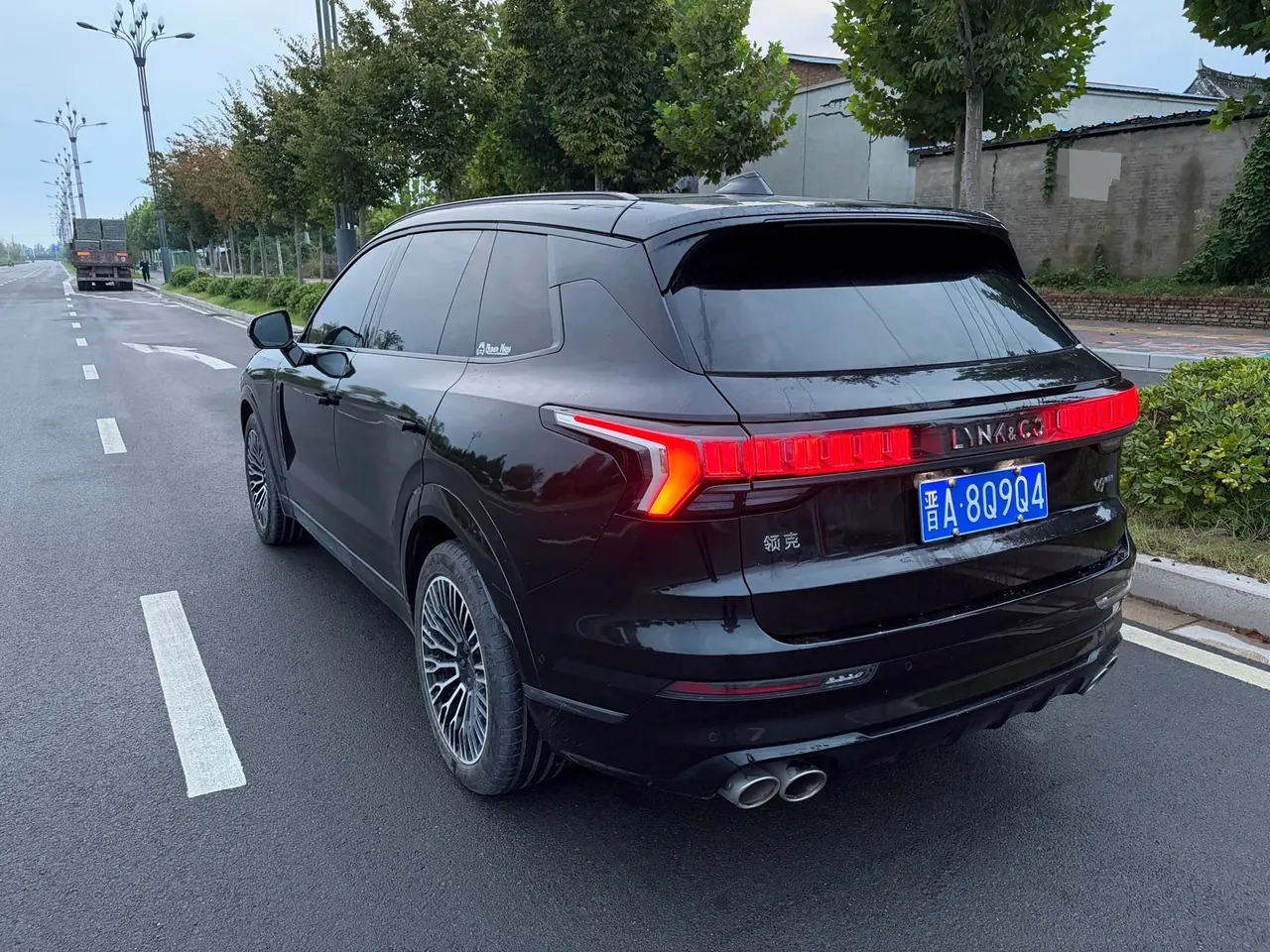 LYNK&amp;CO 2026 LYNK&amp;CO 09 MHEV 2.0T four-wheel drive exploration version Ultra automatic gear 4