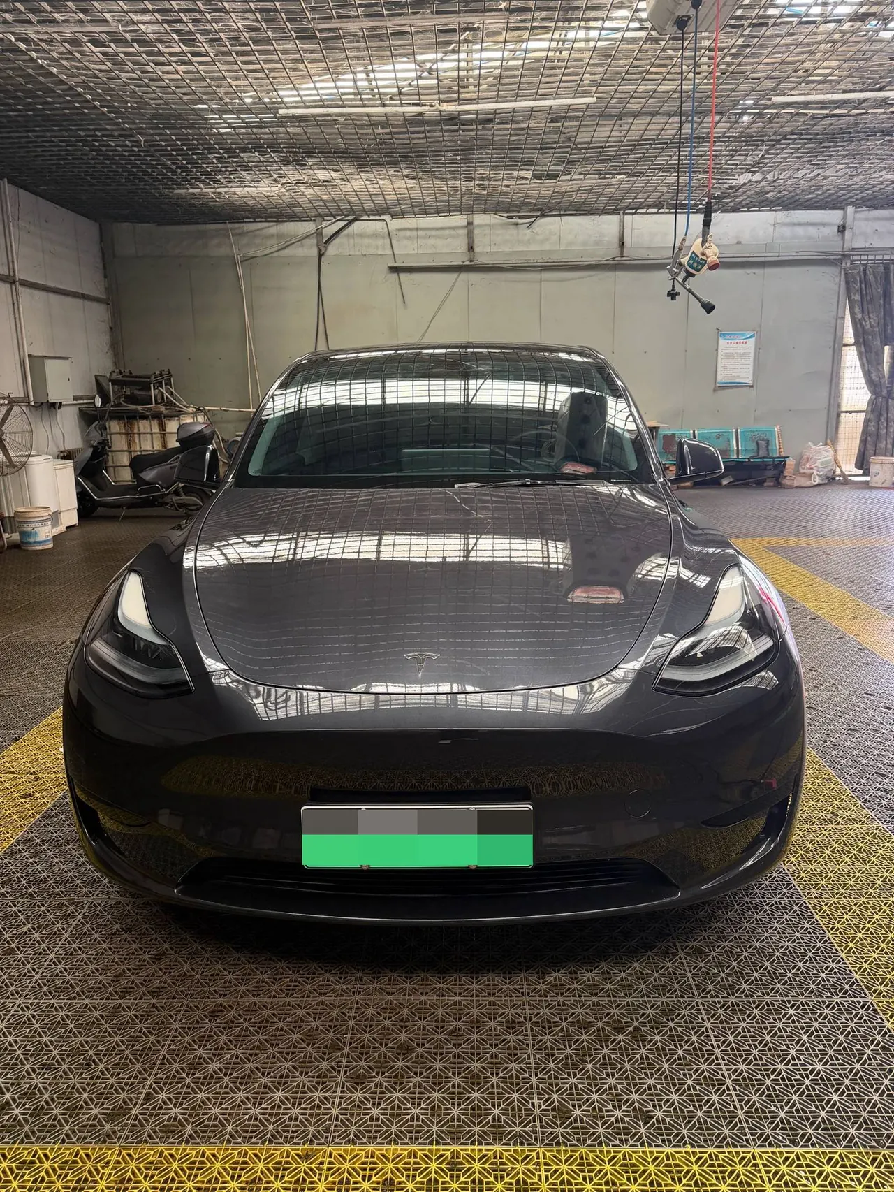 Tesla 2024 Model Y rear-wheel drive version automatic transmission 2