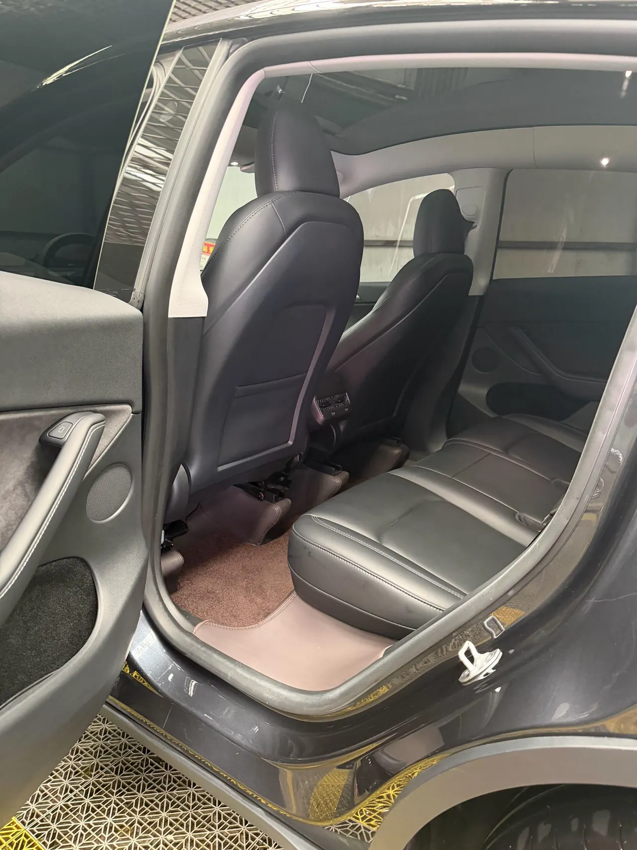 Tesla 2024 Model Y rear-wheel drive version automatic transmission 8