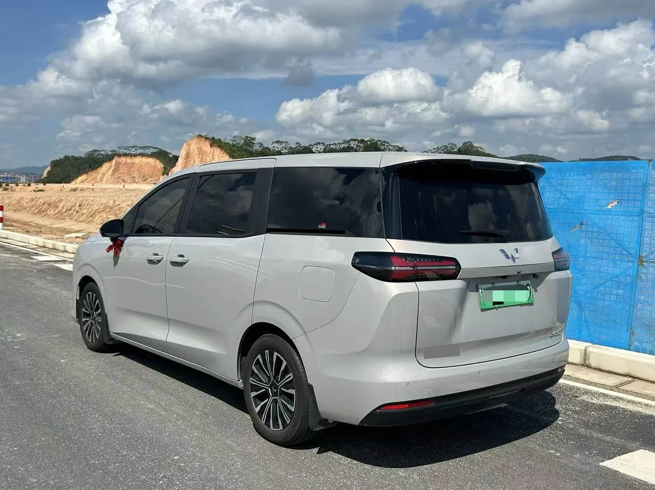 WuLing 2026 Starlight 730 1.5 Stepless 125km Exclusive Automatic Transmission 4
