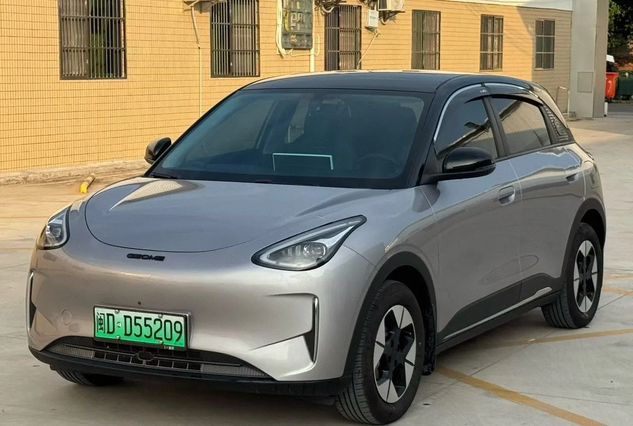 Открыть галерею: Geely 2025 Star Wish UP 410km Discovery Edition Automatic Gear