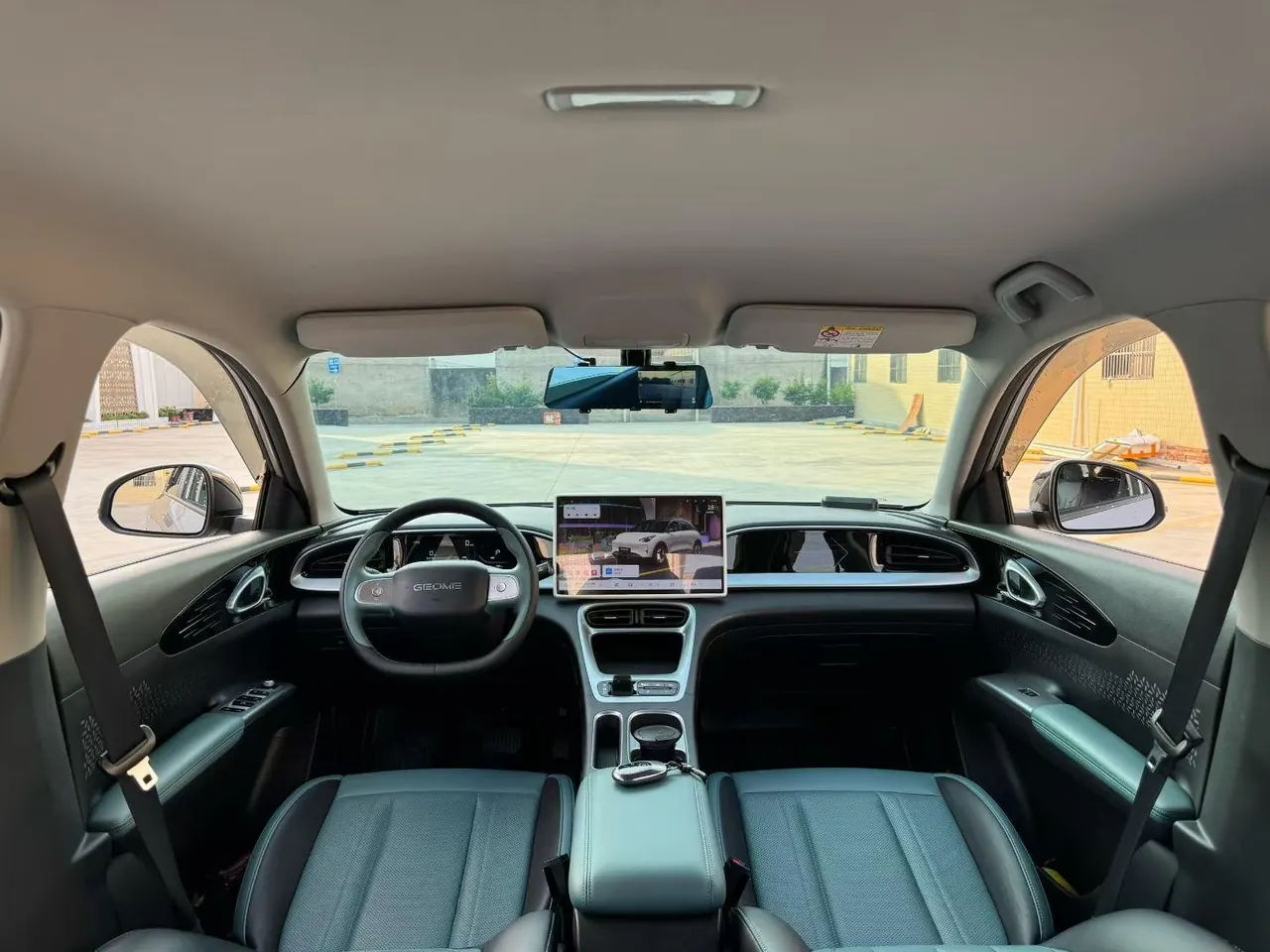 Geely 2025 Star Wish UP 410km Discovery Edition Automatic Gear 5