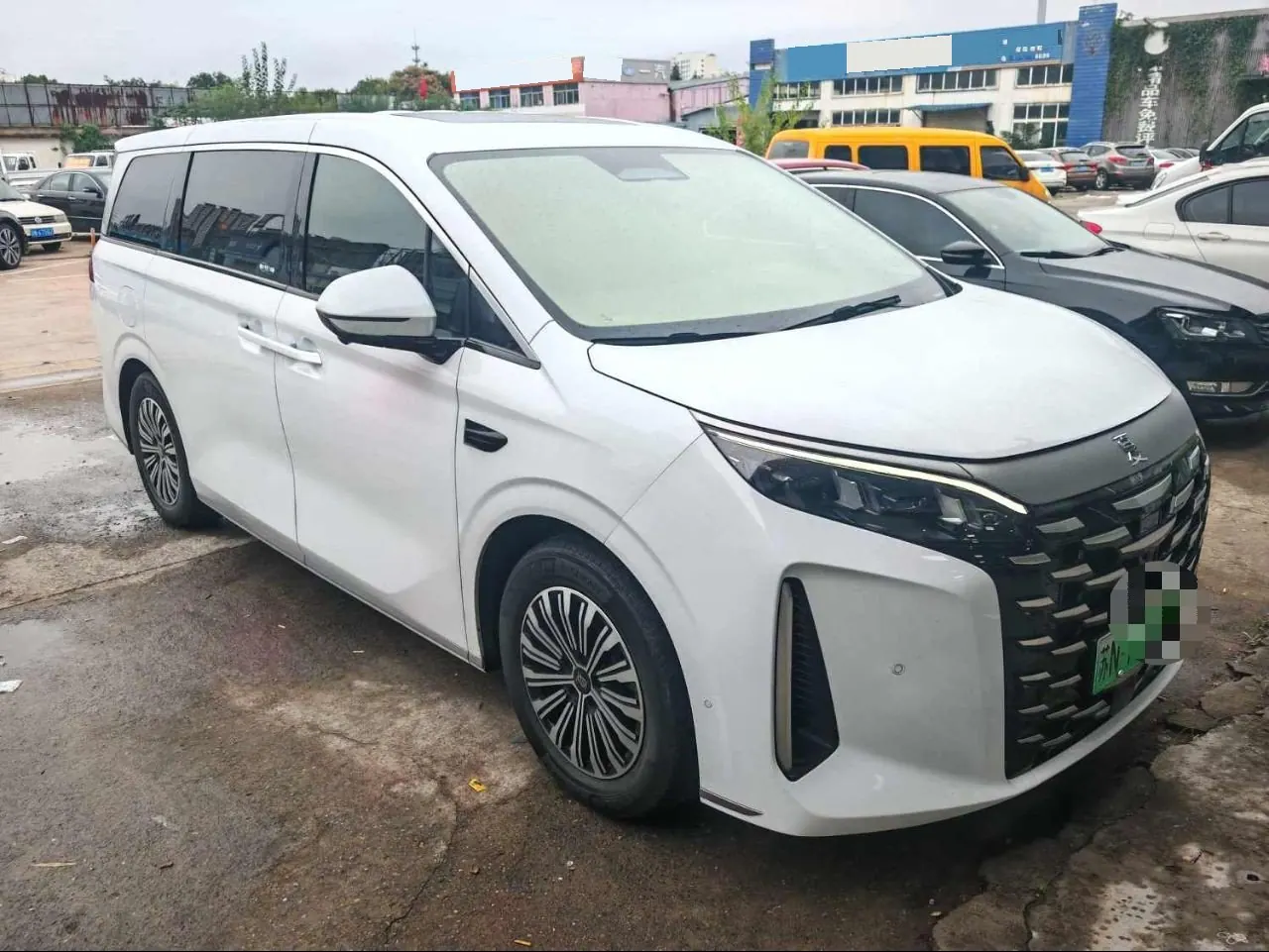 BYD 2025 summer DM-i 1.5T stepless 180km Exceed automatic gear 2