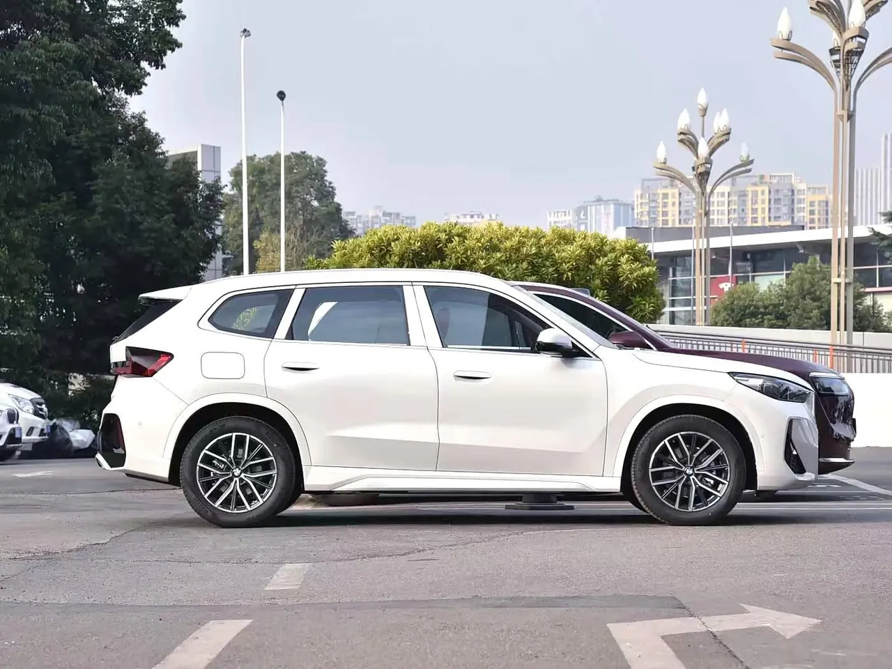 BMW 2026 iX1 eDrive25L eDrive25L m sports suit automatic gear 4