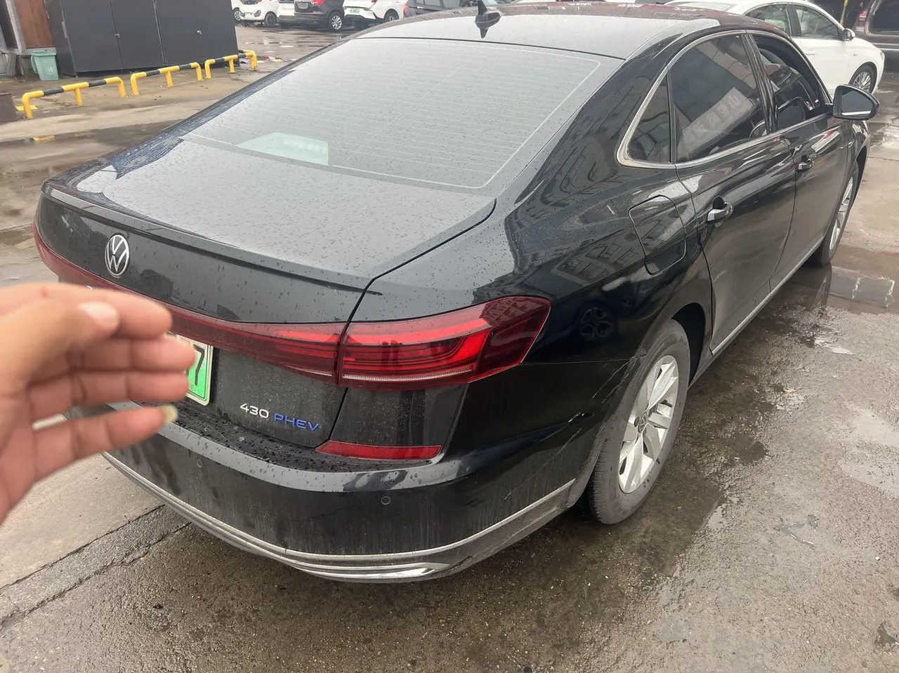 Volkswagen 2025 Passat PHEV 1.4T 430 Business Edition Automatic Gear 7