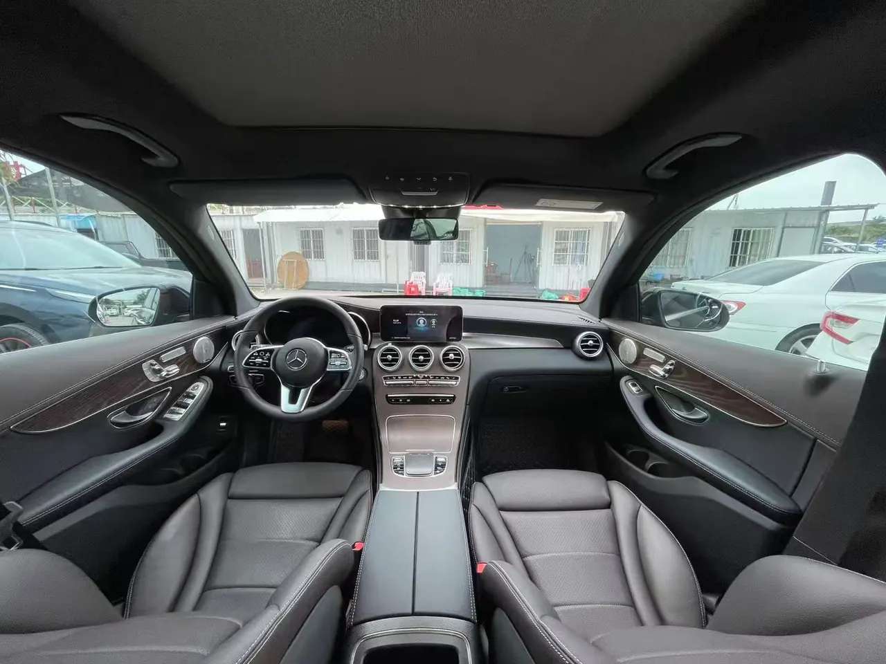 Mercedes Benz 2022 GLC 300 L 4MATIC 2.0T Luxury (Modified) Automatic Gear 4