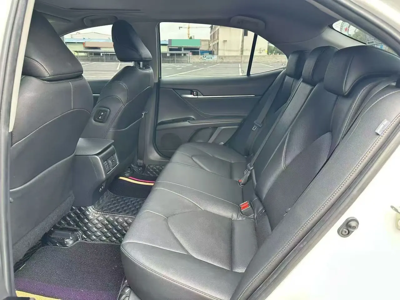 Toyota 2021 Camry 2.0G Stepless Deluxe Edition Automatic Gear 6