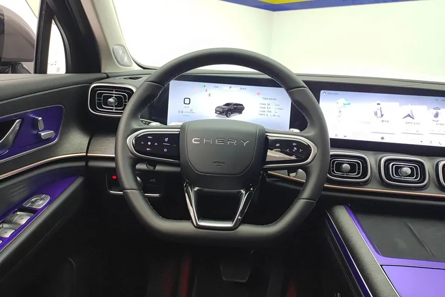 Chery 2023 Ruihu 9 2.0T 400T Two-Drive Leading Edition 5-seat Automatic Gear 4