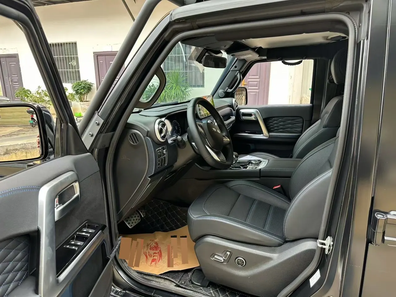 Beijing 2021 BJ40 2.3T Four-wheel Drive Blade Hero Edition Extreme Automatic Gear 7