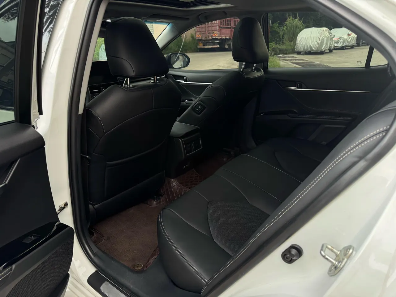 Toyota 2022 Camry 2.0S Stepless Knight Edition Automatic Gear 7