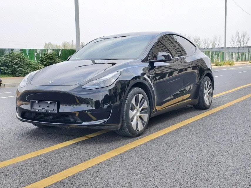 Открыть галерею: Tesla 2022 Model Y rear-wheel drive version (facelift) automatic gear