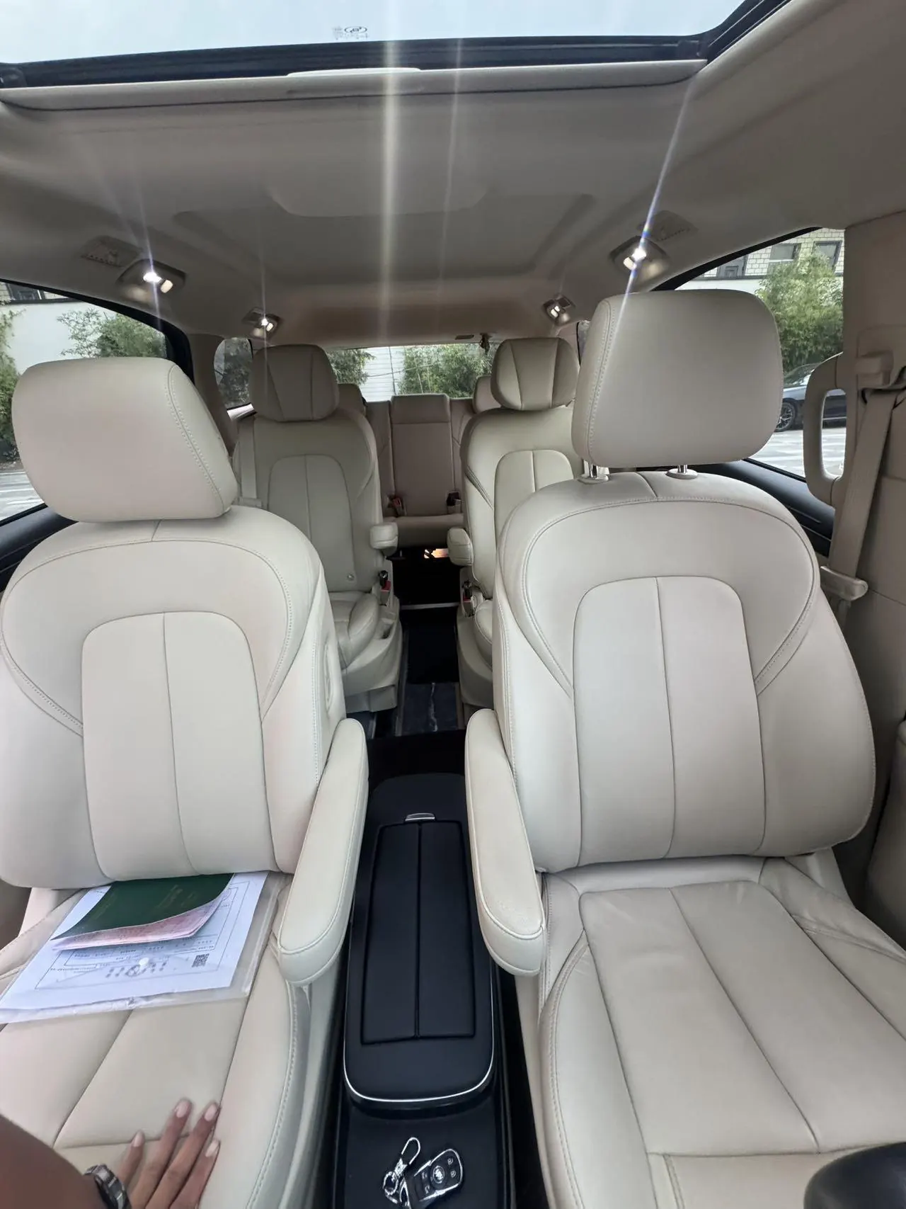 Buick 2023 GL8 ES Lu Zun 48V 2.0T 653T Comfortable Automatic Gear 8