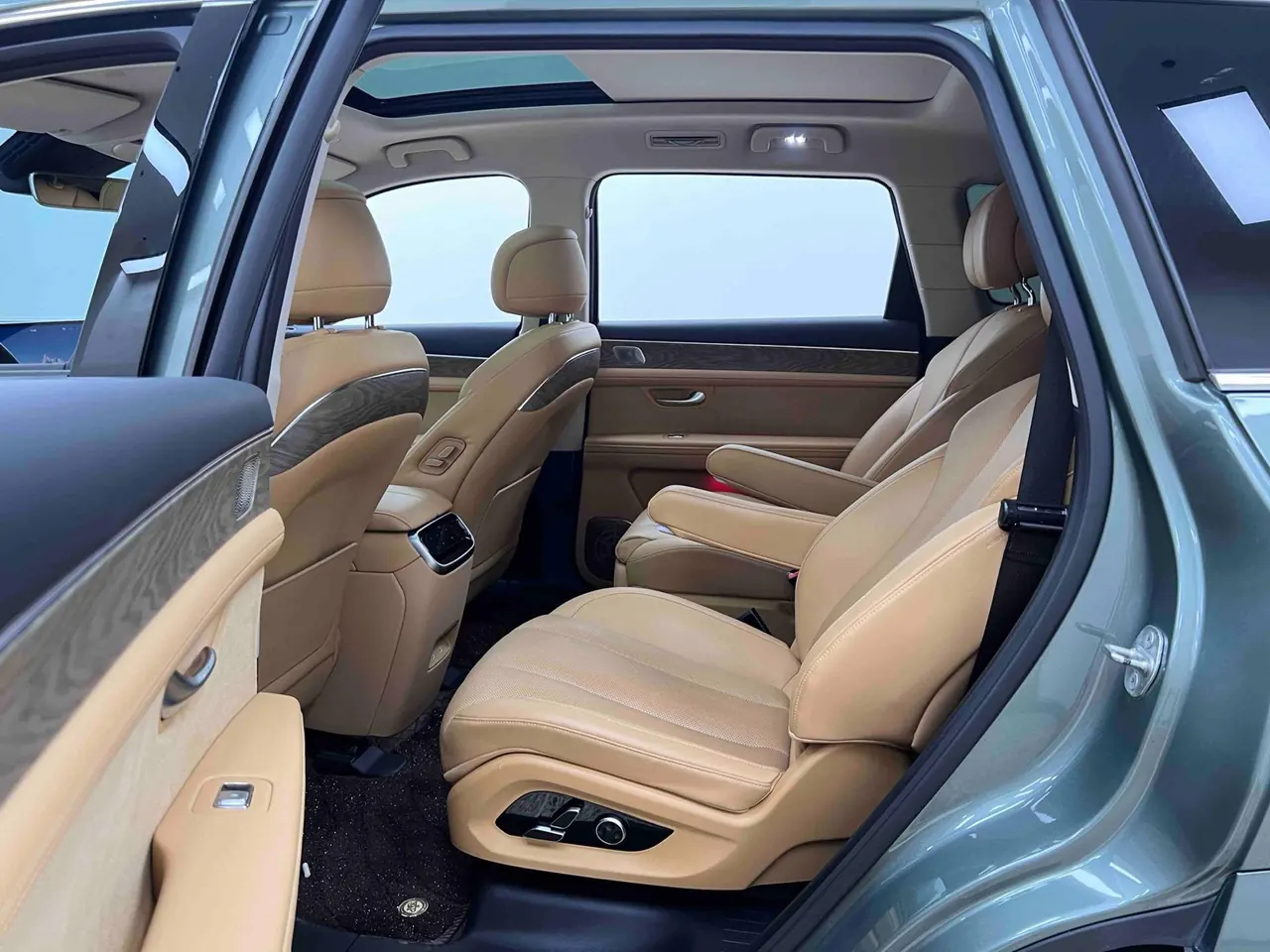 AITO 2022 AITO M7 1.5T Two-Drive Comfort Edition Automatic Gear 6