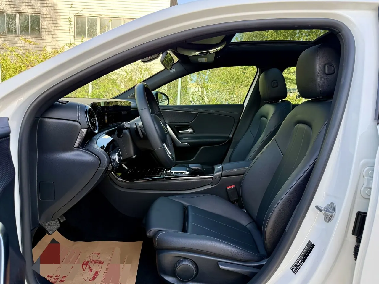 Mercedes Benz Class A 2022 A 200 L 1.3T Dynamic Automatic 7