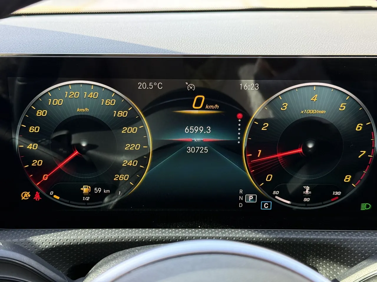 Mercedes Benz Class A 2022 A 200 L 1.3T Dynamic Automatic 9