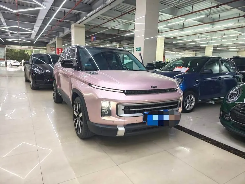 Geely 2023 icon 1.5TD chocolate alcohol version automatic gear 3