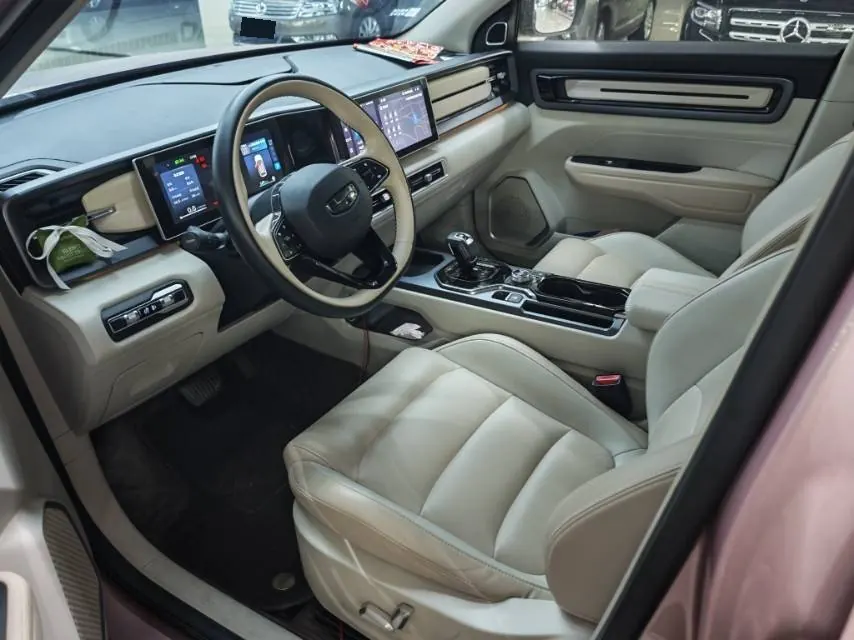 Geely 2023 icon 1.5TD chocolate alcohol version automatic gear 4