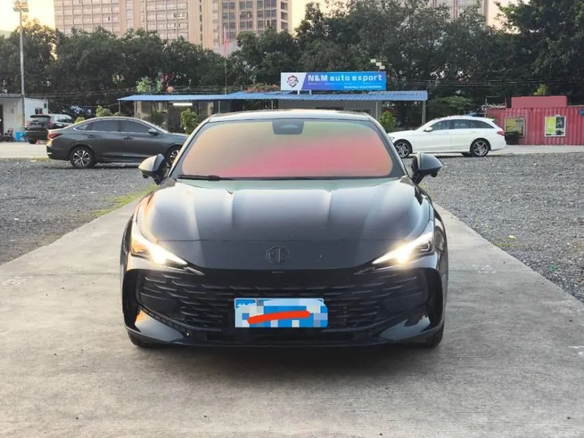 MG 2025 MG7 1.5T 300 Deluxe Edition Automatic Gear 2