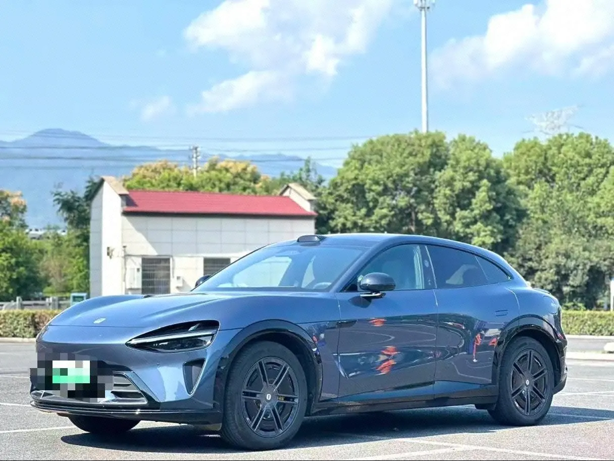 Open image lightbox: MI 2025 YU7 Long Endurance Four-wheel Drive Pro Edition Automatic Gear
