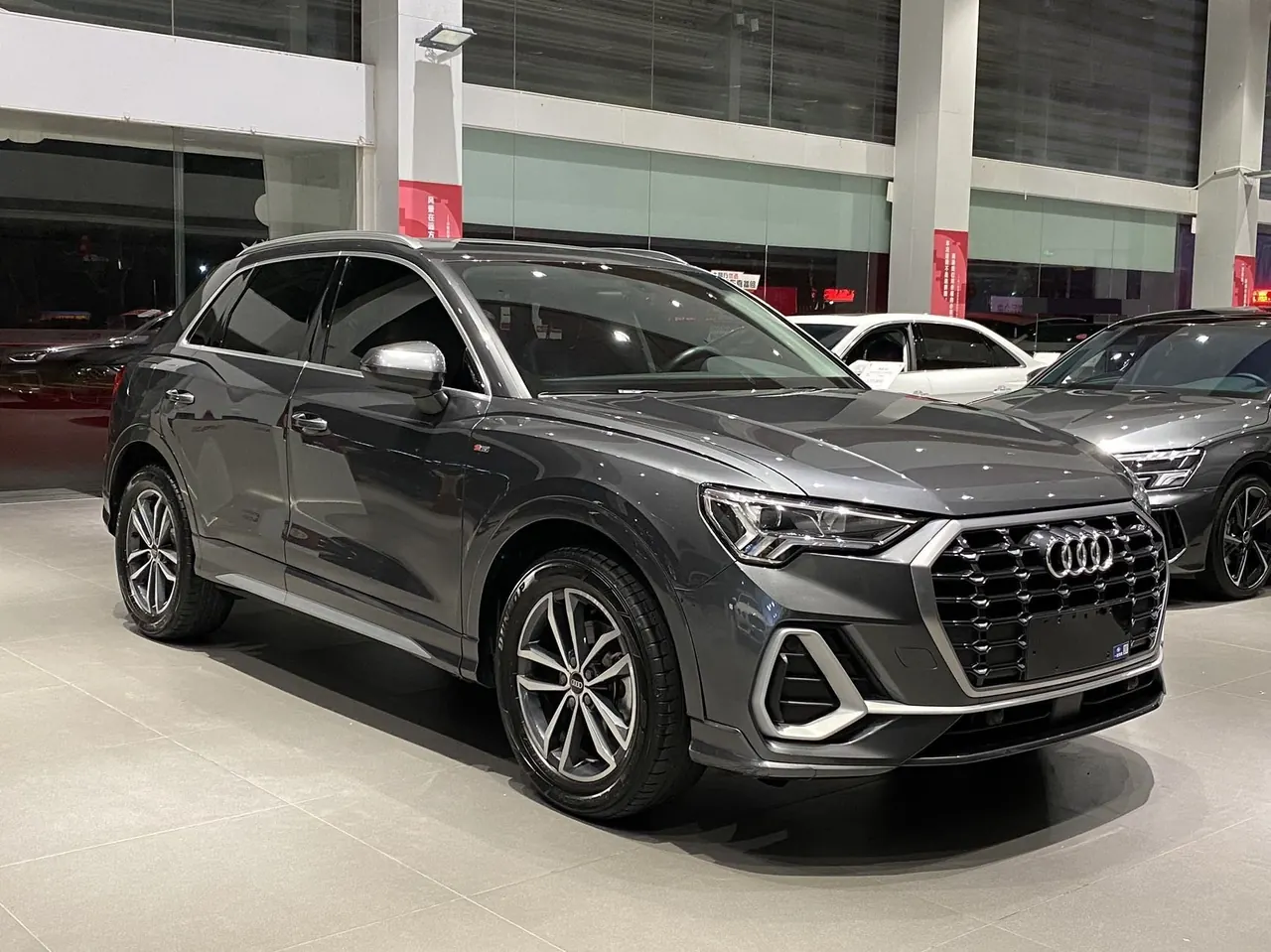 Audi 2022 Q3 1.4TFSI 35TFSI Aggressive Dynamic Automatic 3