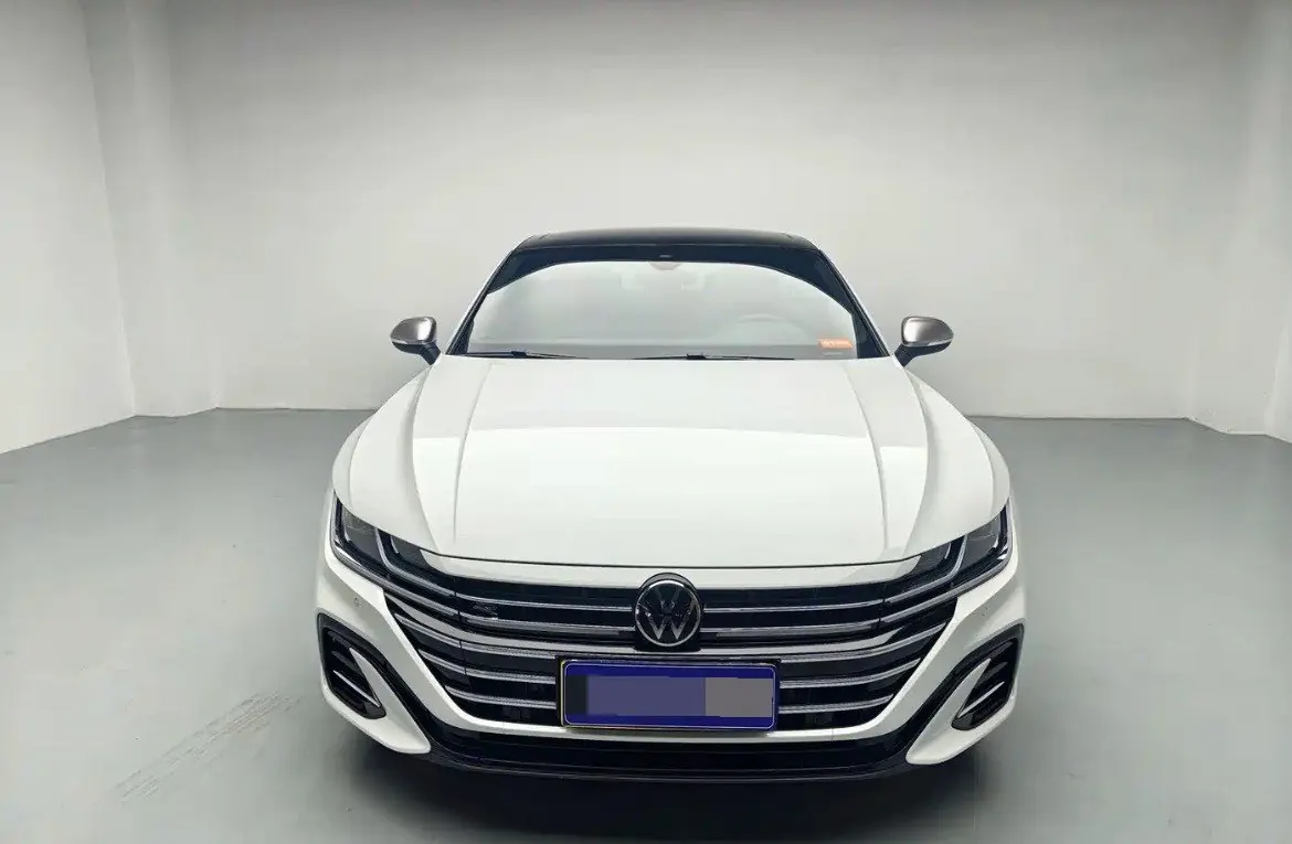 Volkswagen 2024 CC 2.0TSI 380TSI eye-catching automatic transmission 3