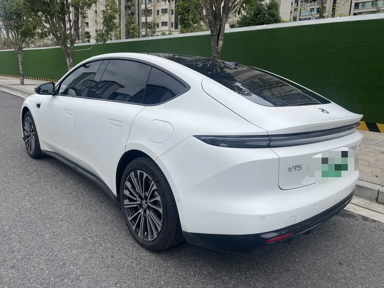 NIO 2025 ET5 75kWh automatic transmission 2