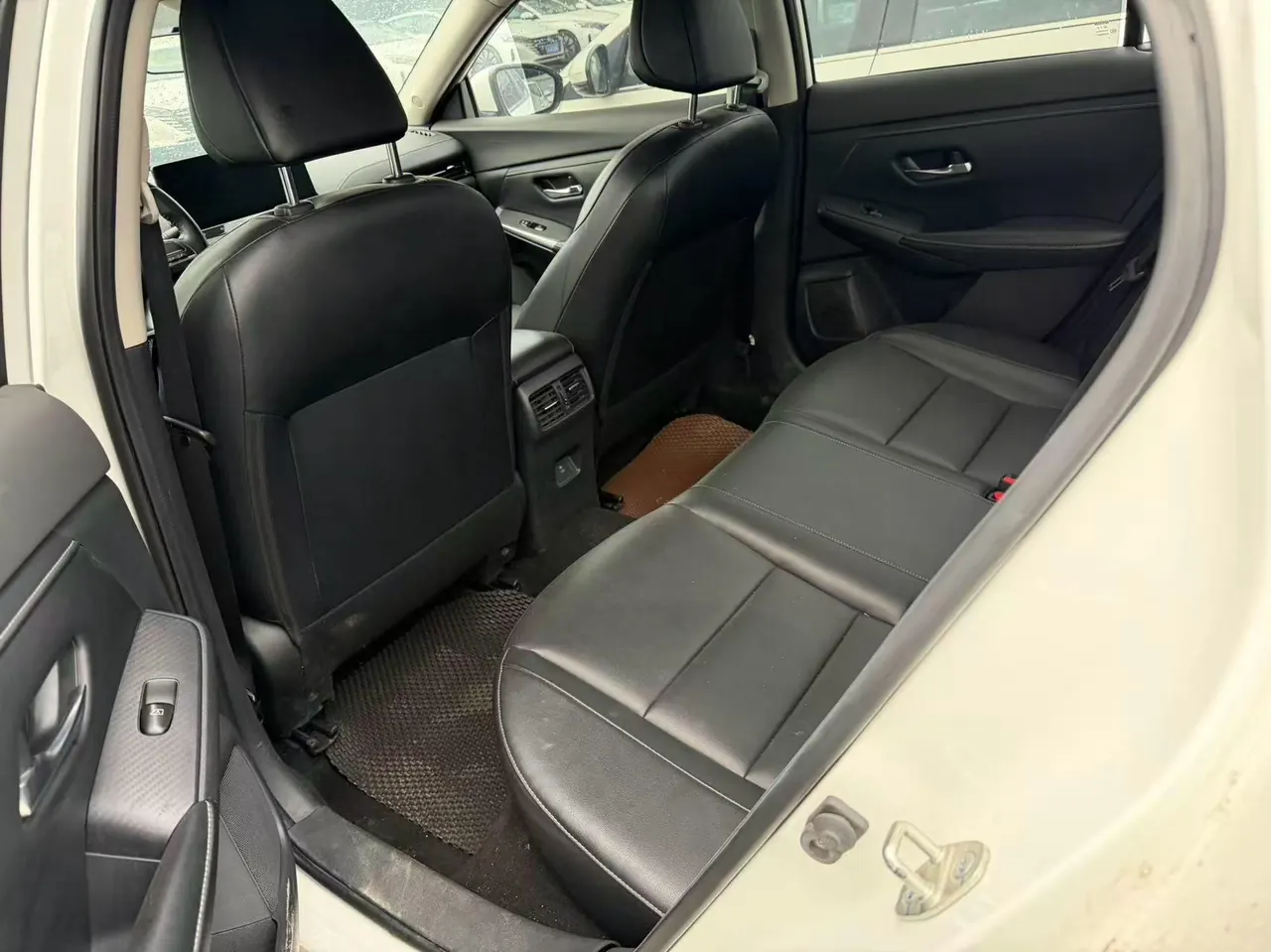 Nissan 2023 Sylphy 1.6 Stepless Intelligent Driving Edition Automatic Transmission 4