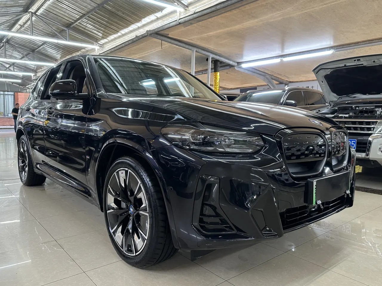 BMW 2024 iX3 Creat Collar Automatic 4