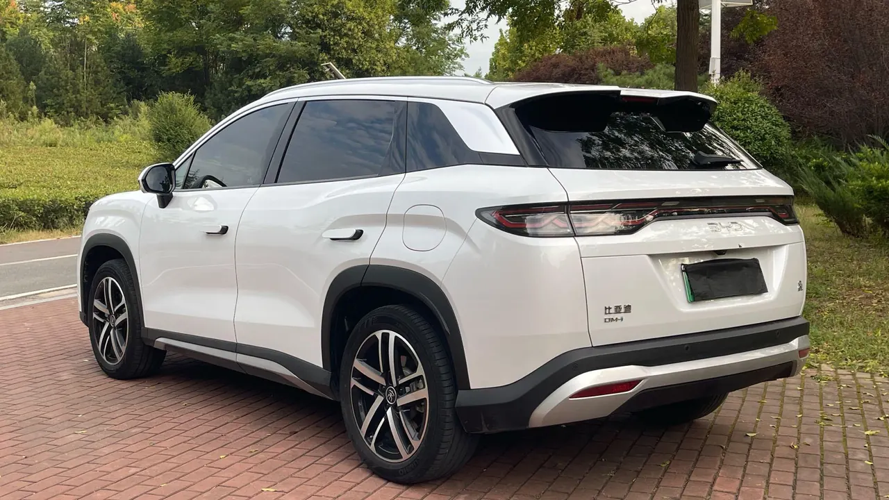 BYD 2024 Song L DM-i 1.5 Stepless 112km Exceed Automatic Transmission 6