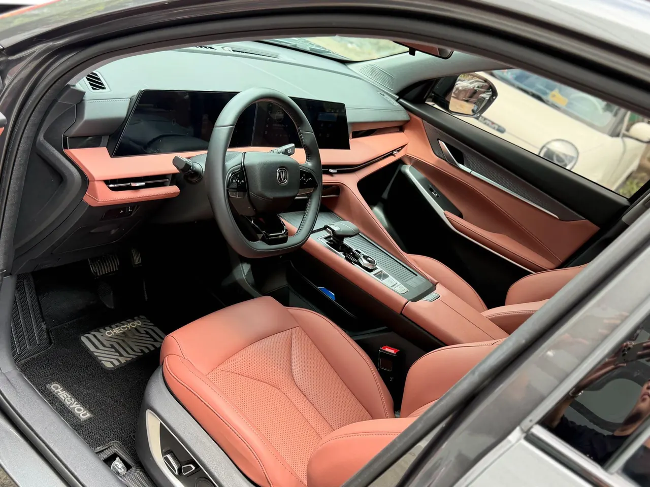 ChangAn 2024 CS75 PLUS 1.5T Champion Edition Smart Driving and Collar Automatic Gear 6