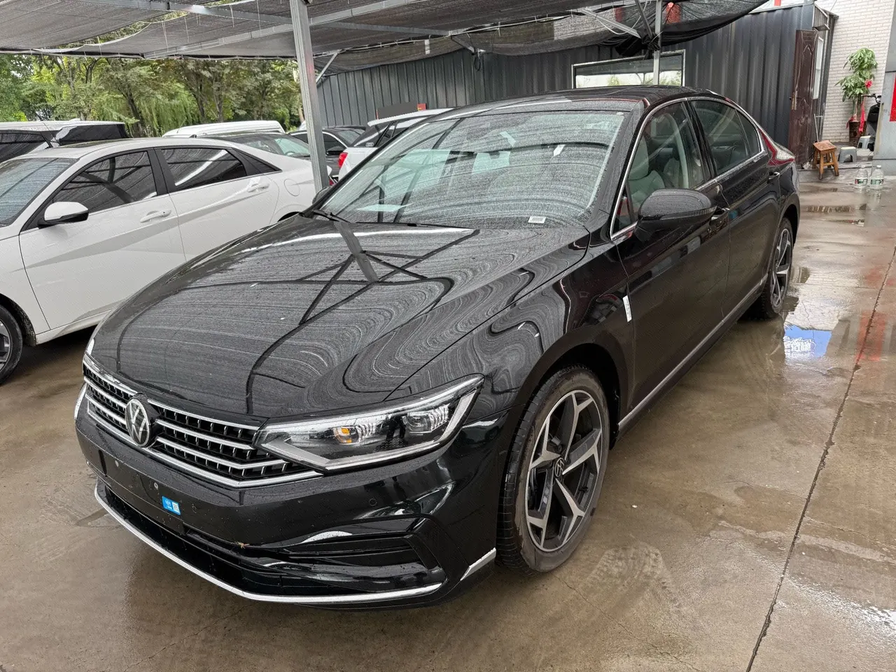 打开图片灯箱:Volkswagen 2026 Magotan 2.0TSI 380TSI 30 million selected luxury automatic gear